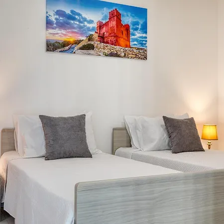 New! Sant Anna Residences, 3 By Sf Homes Lägenhet