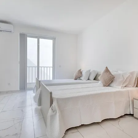 Lägenhet New! Sant Anna Residences, 3 By Sf Homes