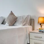 公寓 New! Sant Anna Residences, 3 By Sf Homes *