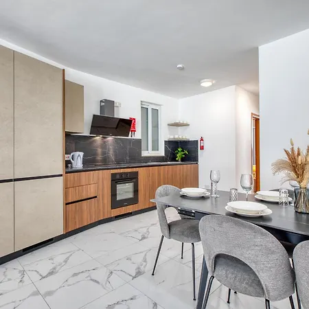 Appartement New! Sant Anna Residences, 3 By Sf Homes